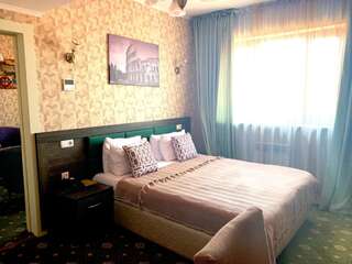 Отель Отель Golden Palace Алматы Люкс с 1 спальней-11