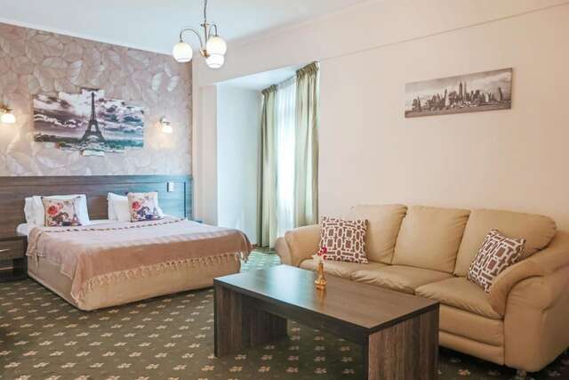 Отель Отель Golden Palace Алматы-35